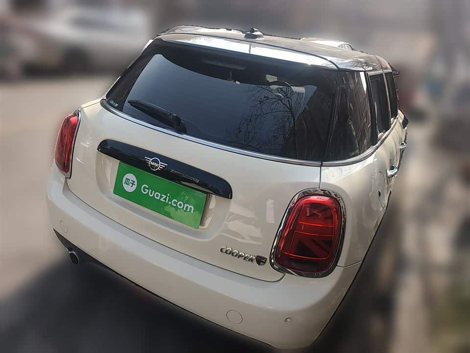 MINI MINI