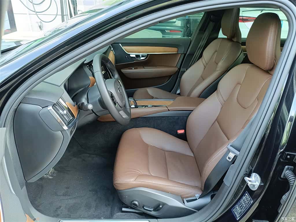 Volvo S90, 2024 11