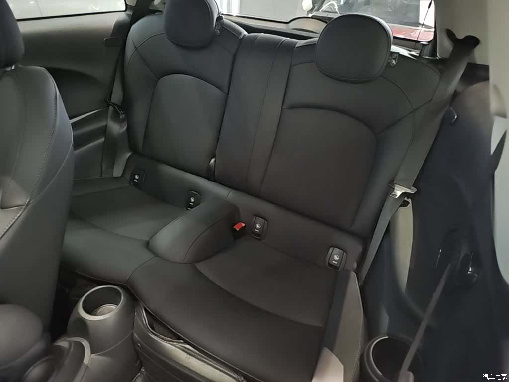 Mini Cooper, 2023 17