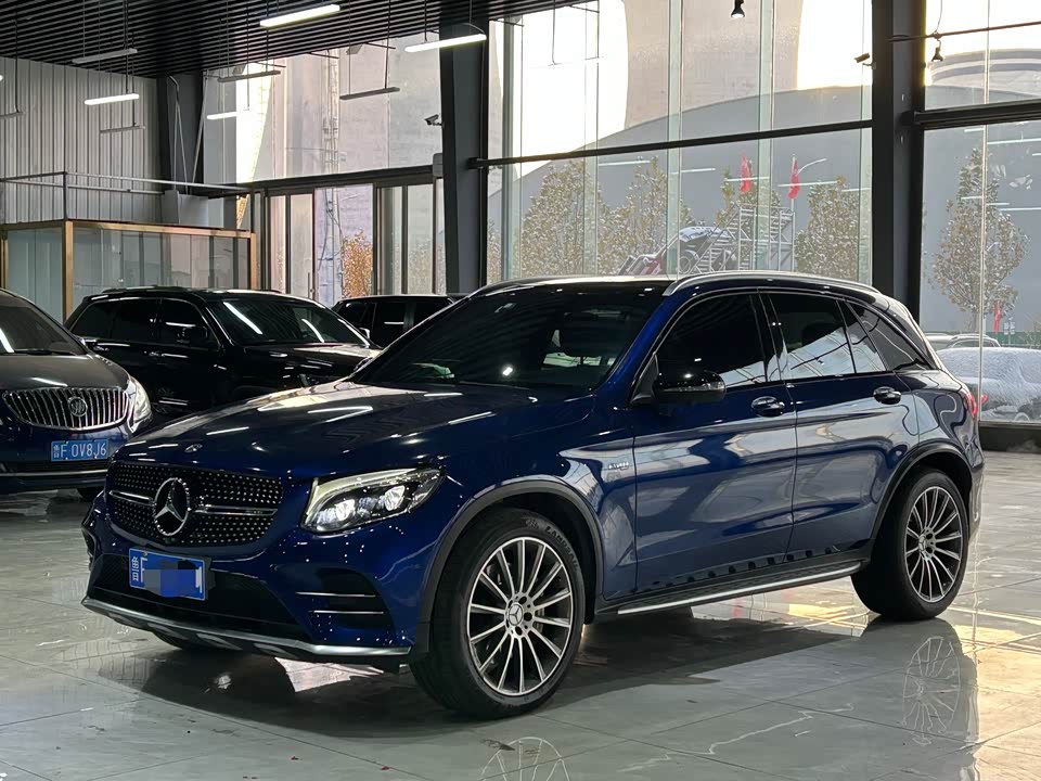Mercedes-Benz GLC AMG