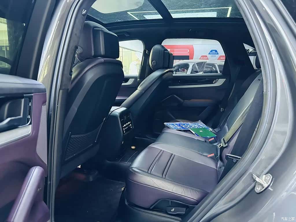 Porsche Cayenne, 2023 3