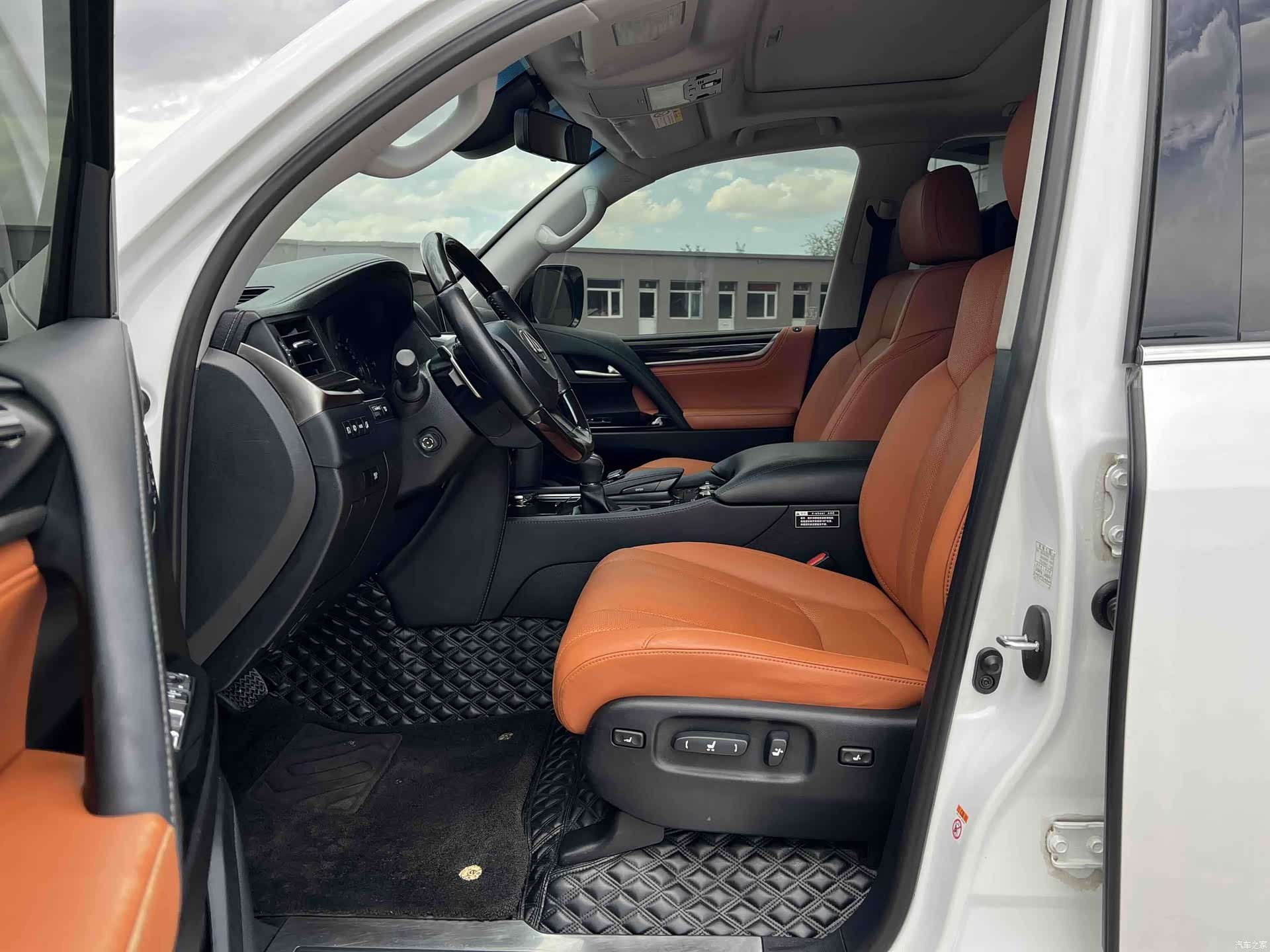 Lexus LX, 2018 13
