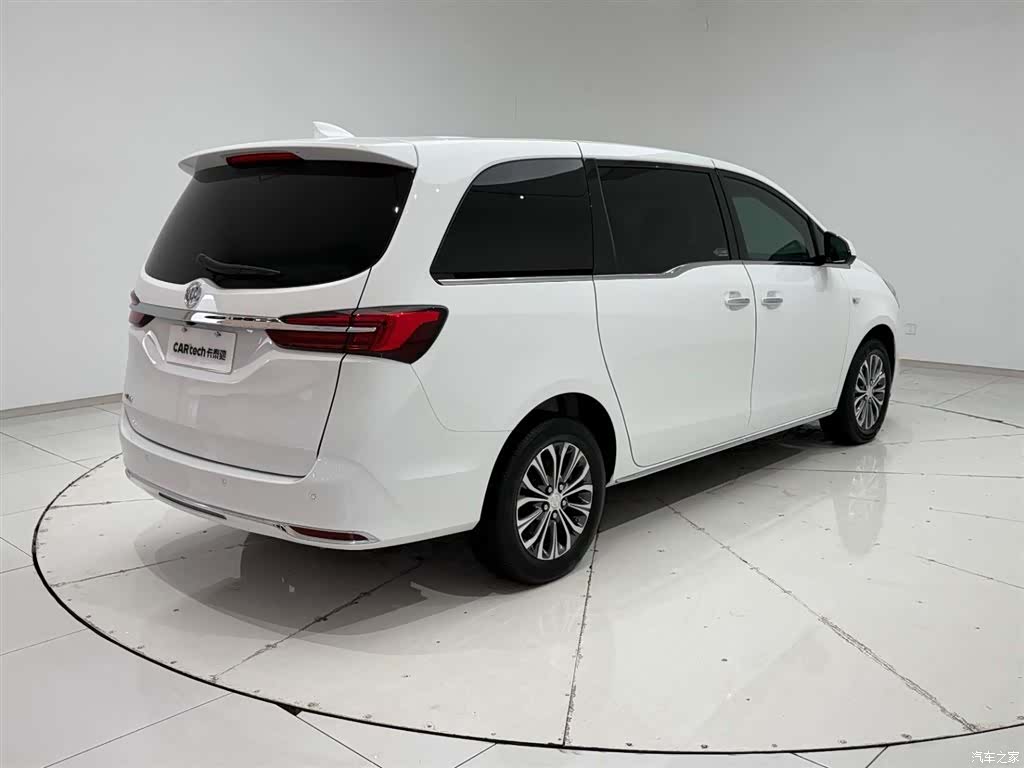 Buick GL8, 2023 8