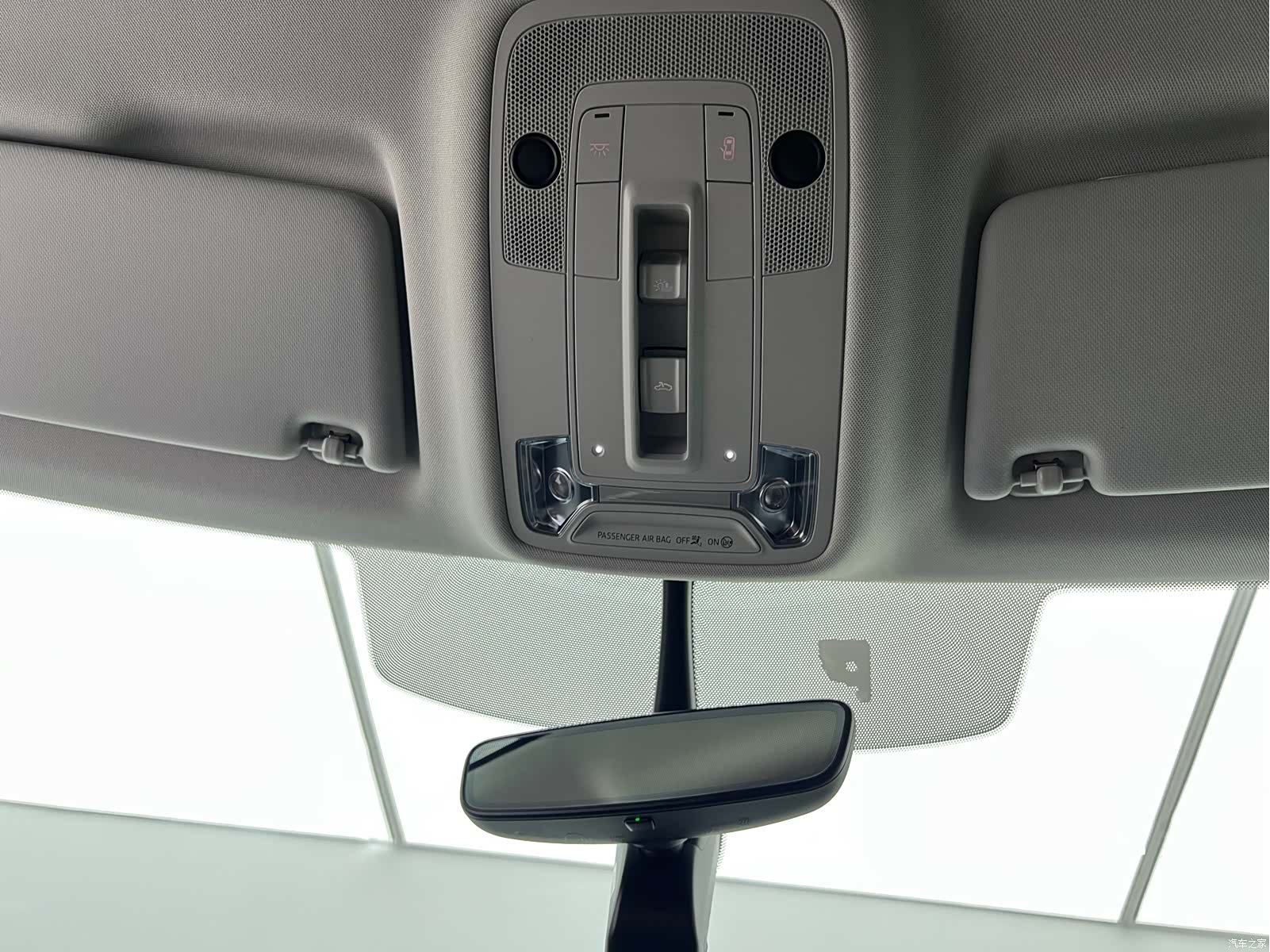 Audi Q3, 2023 16