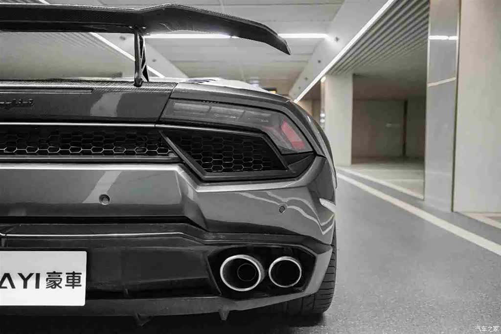 Lamborghini Huracán, 2017 все фото