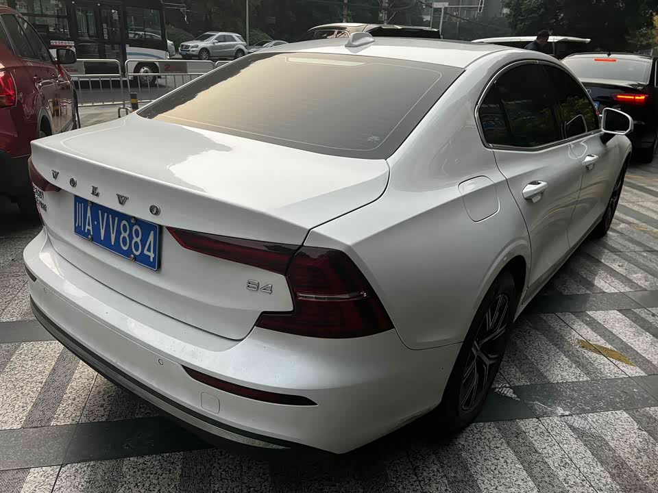 Volvo S60