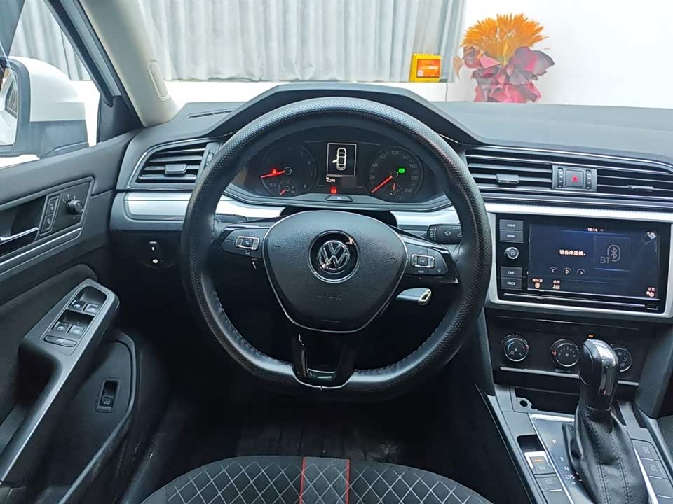 Volkswagen Lingdu