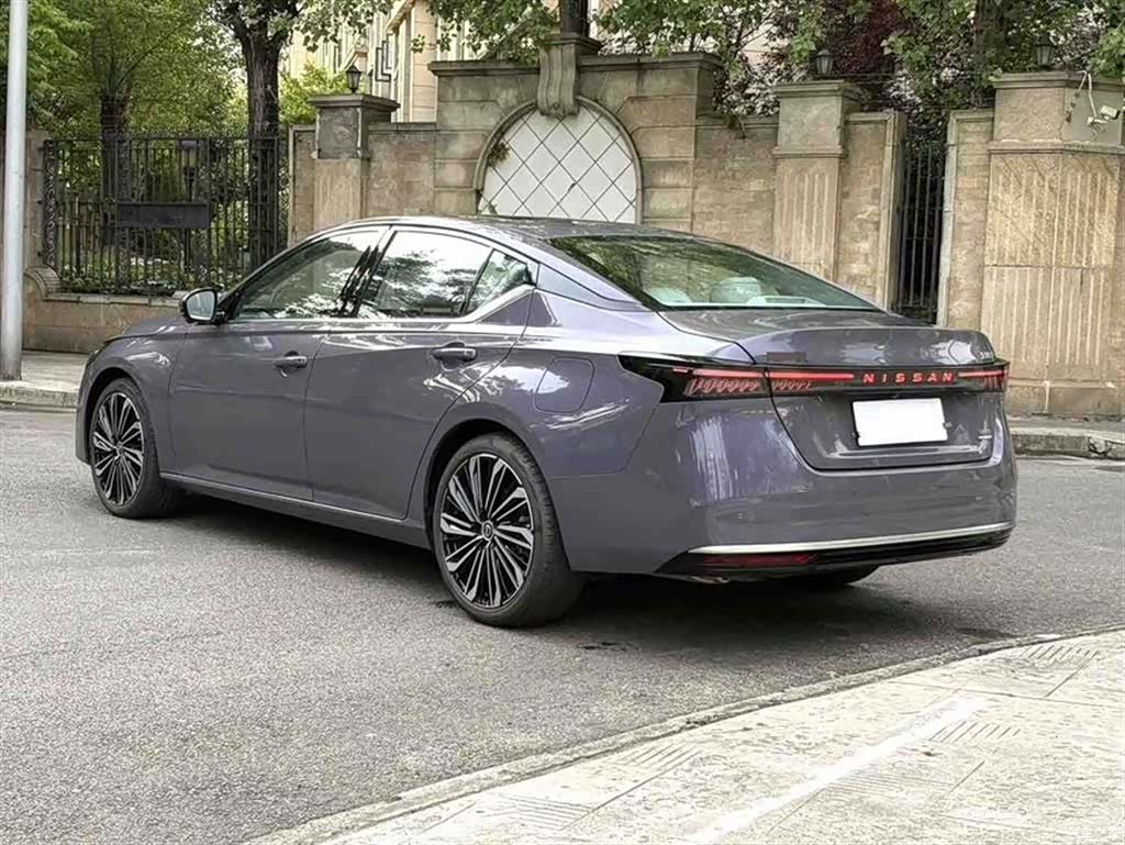 Nissan Teana, 2025 7