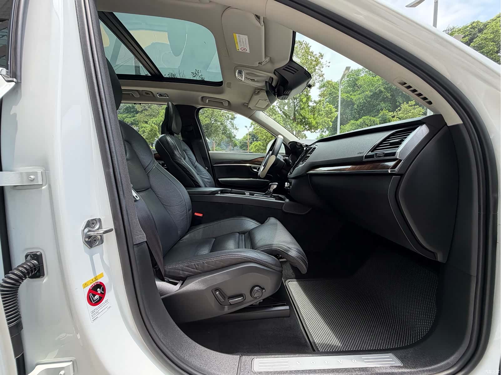 Volvo XC90, 2016 11