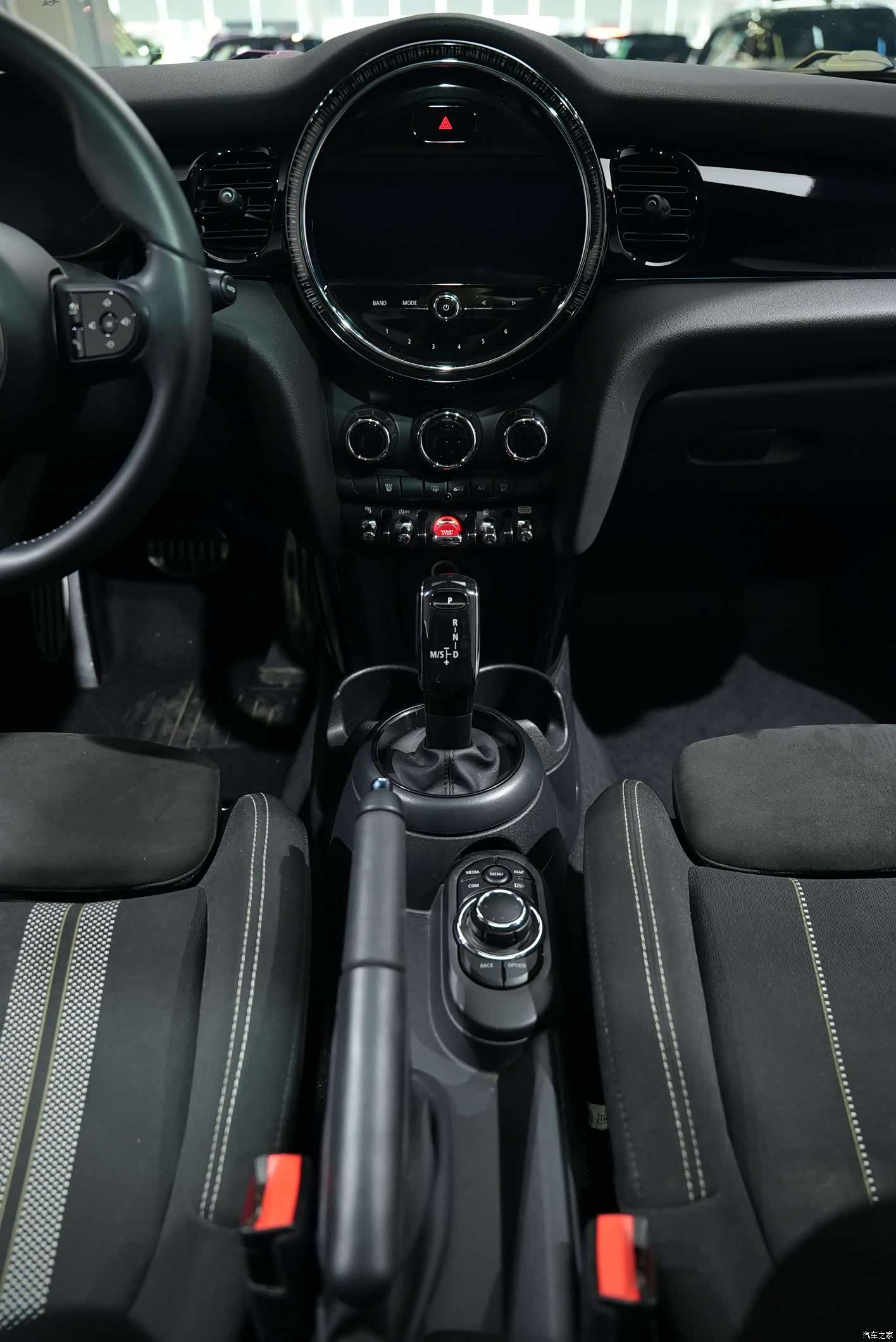 Mini Cooper, 2022 12