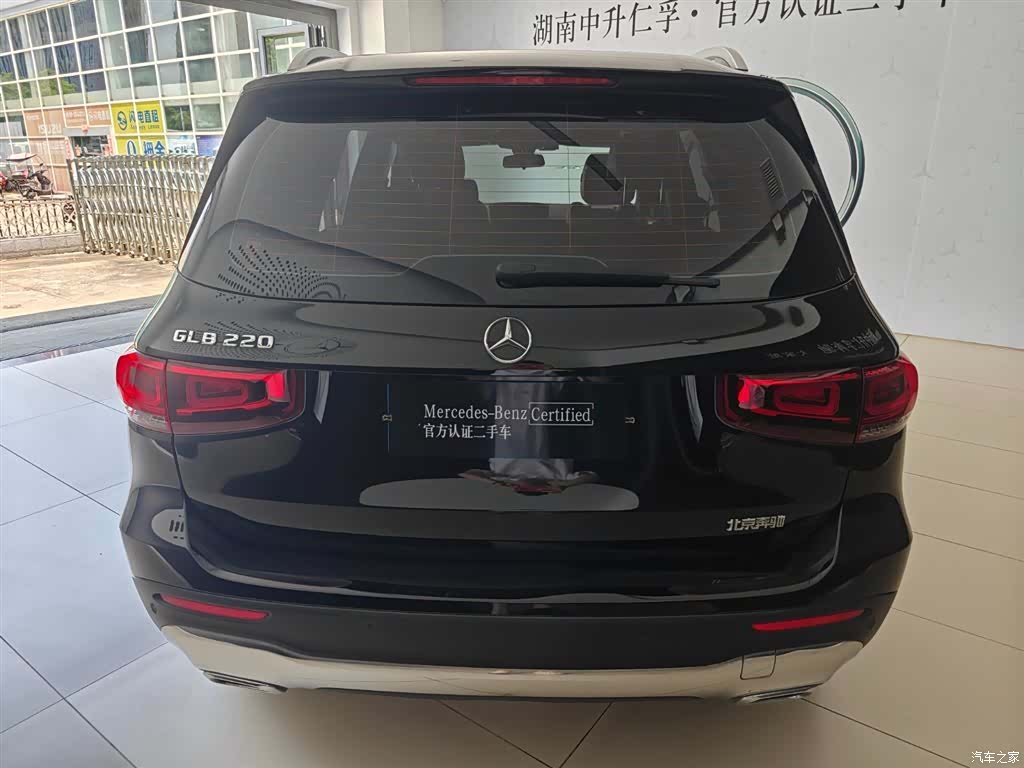 Mercedes-Benz GLB, 2023 все фото