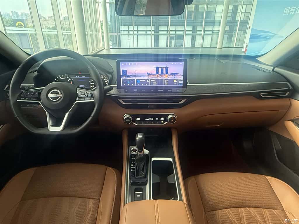 Nissan Teana, 2025 10