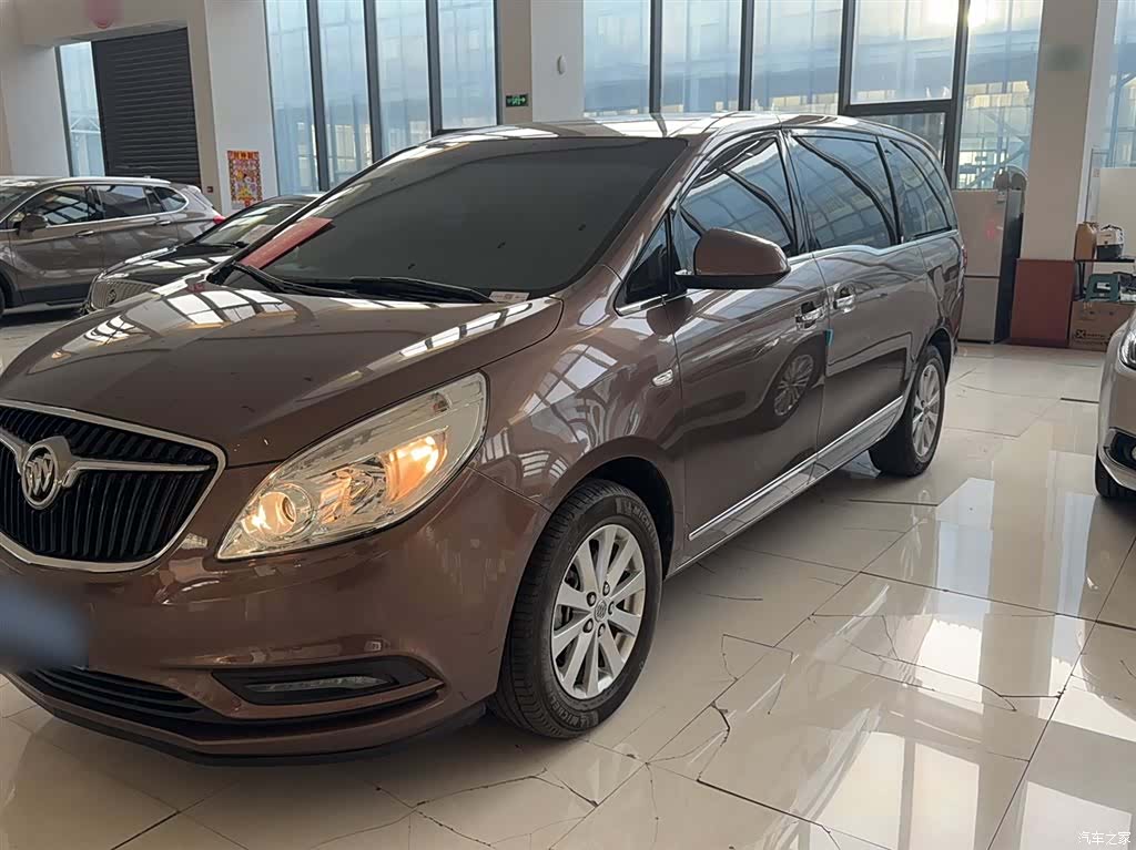 Buick GL8, 2020 3