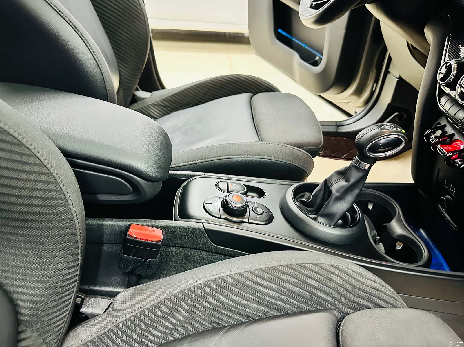 Mini Countryman, 2018 17