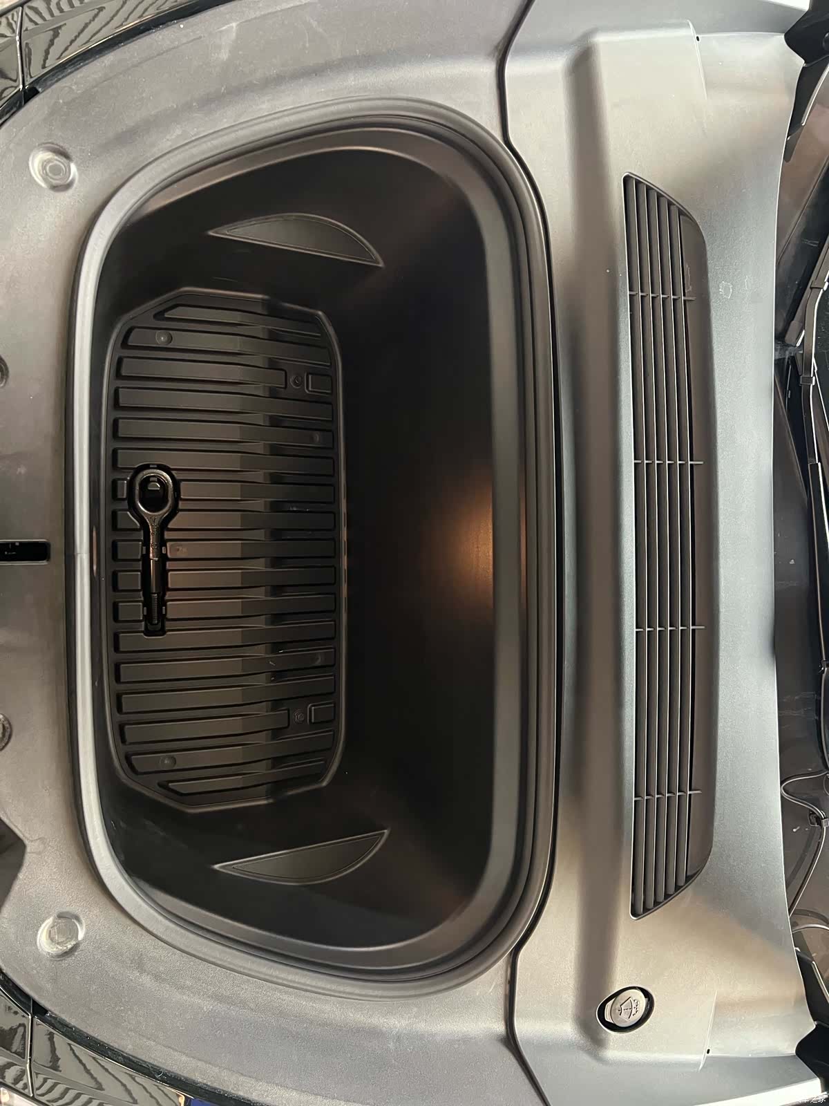 Tesla Model 3, 2023 все фото