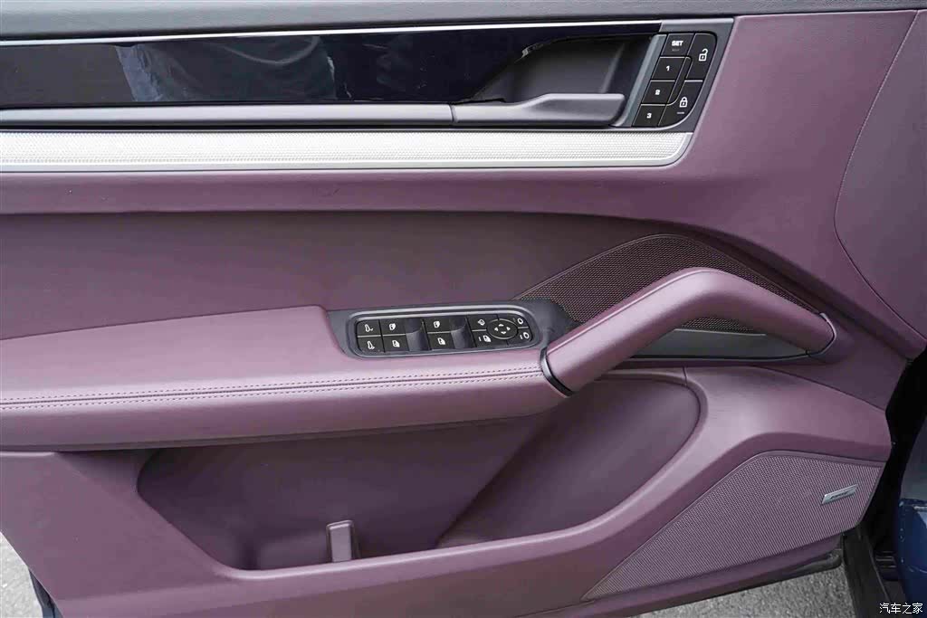 Porsche Cayenne, 2024 16