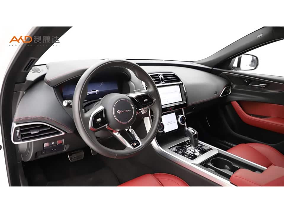 Jaguar XEL Jaguar XEL