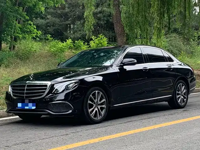 Mercedes-Benz E-Class 2019 — купить из Китая под заказ