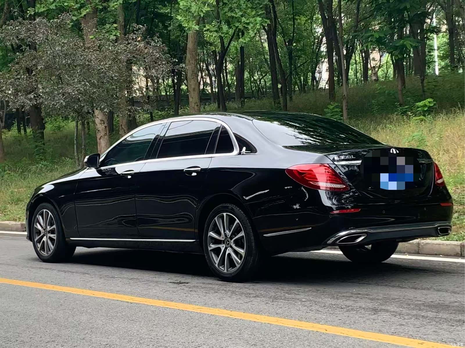 Mercedes-Benz E-Class, 2019 4