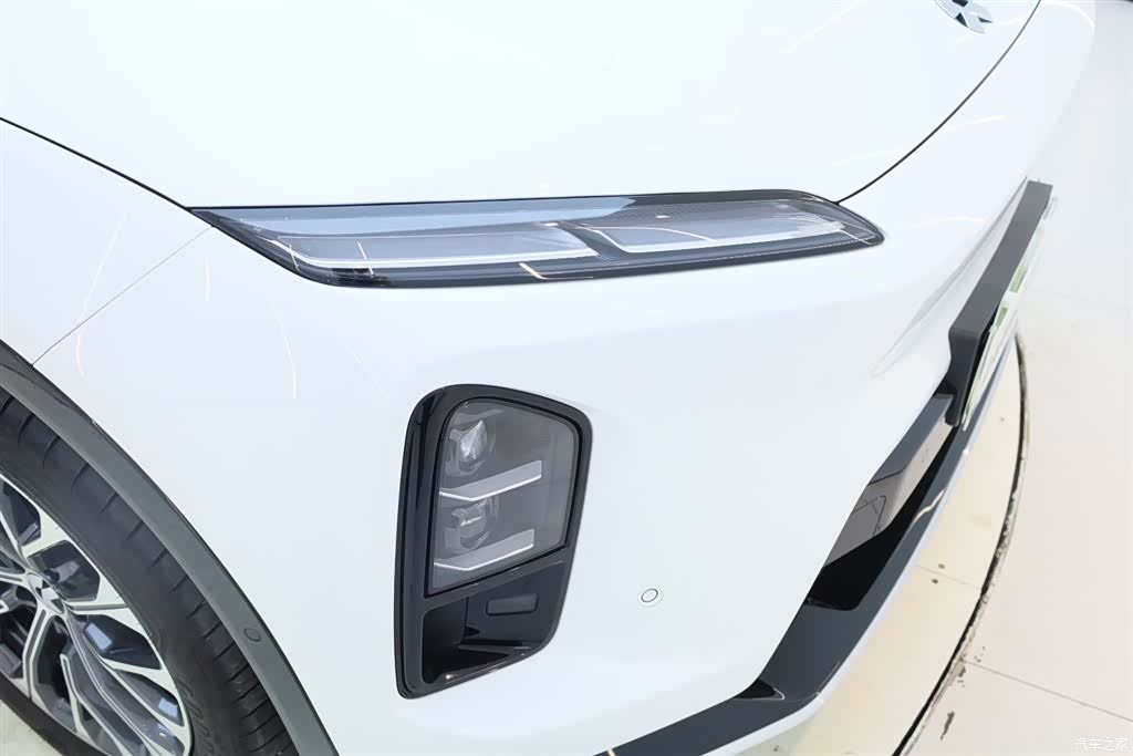 NIO ES6, 2025 9