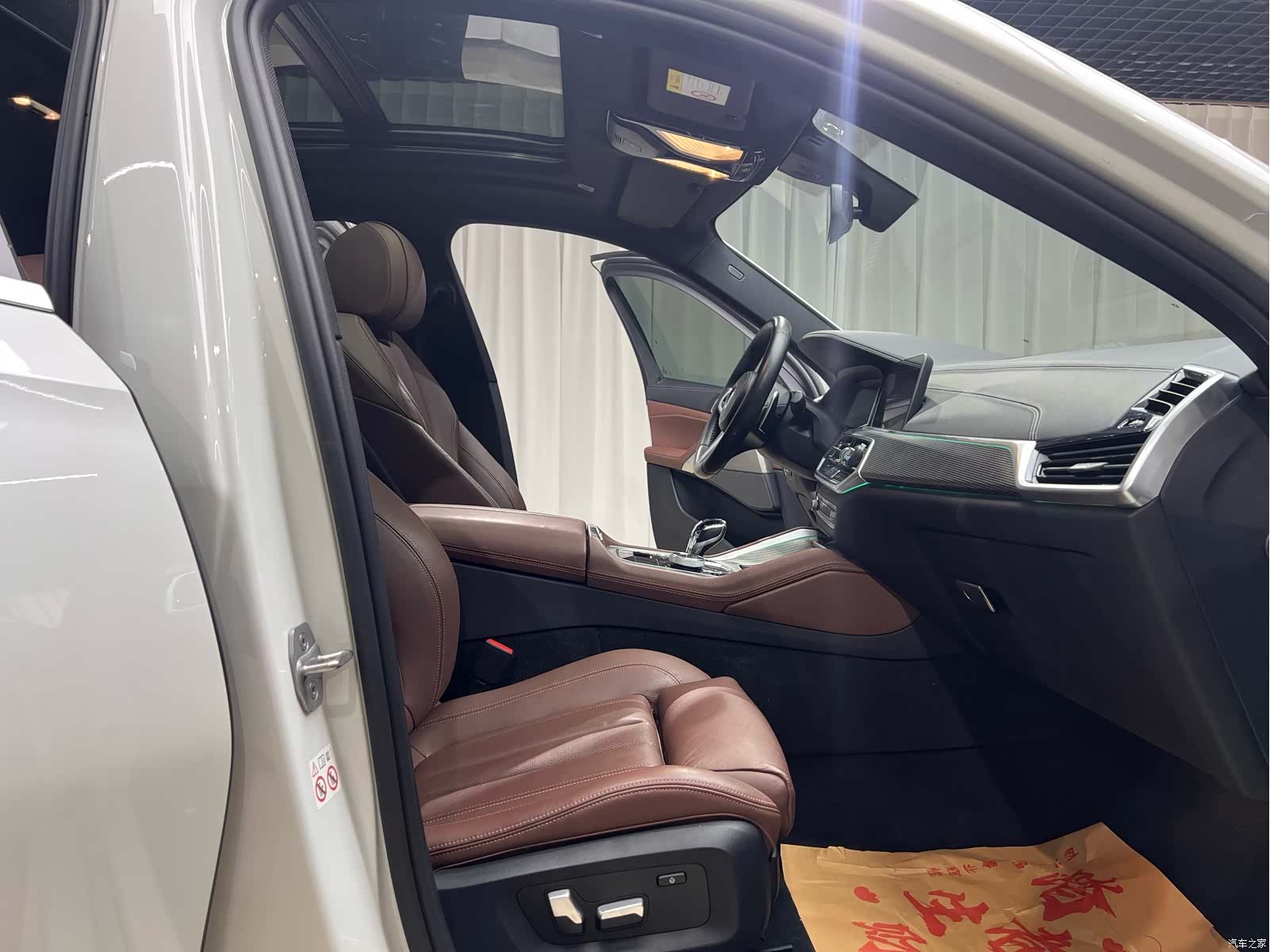 BMW X6, 2020 12