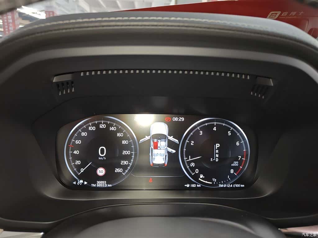 Volvo XC60, 2018 8