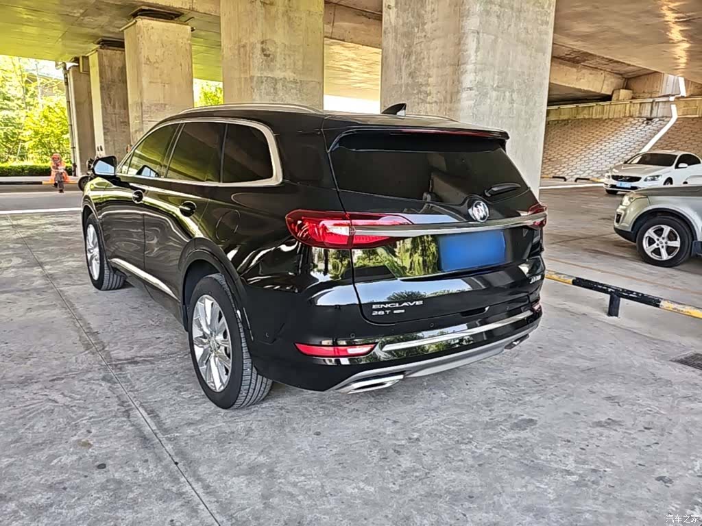 Buick Enclave, 2021 все фото