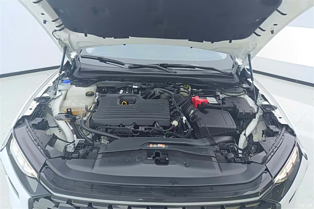 Ford Mondeo, 2023 10