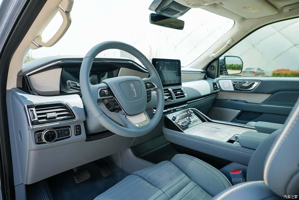 Lincoln Navigator, 2019 4