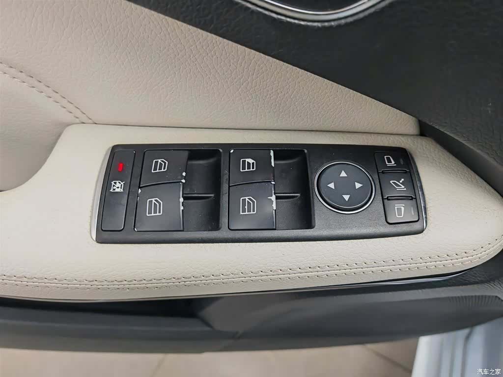 Mercedes-Benz E-Class, 2014 9