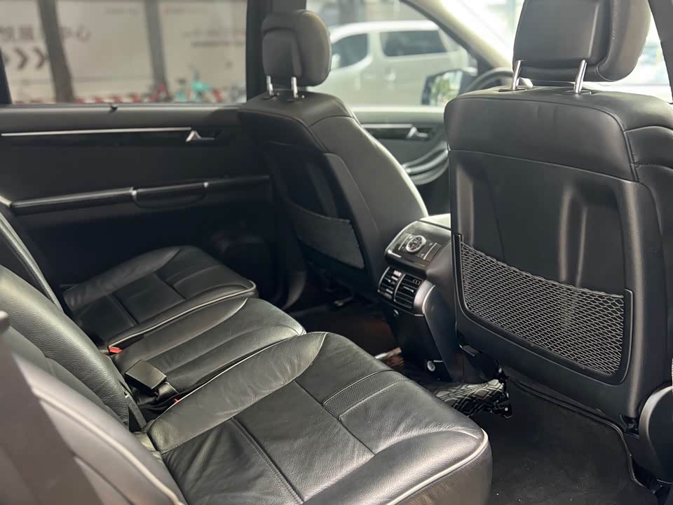 Mercedes-Benz R-class