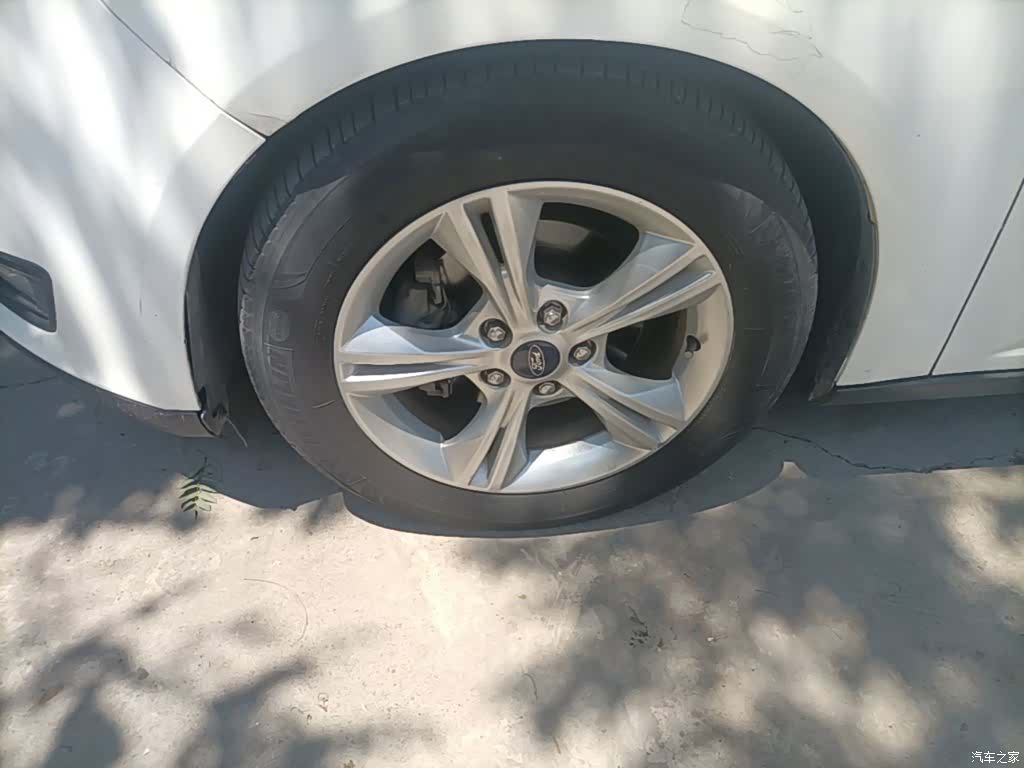 Ford Focus, 2016 23