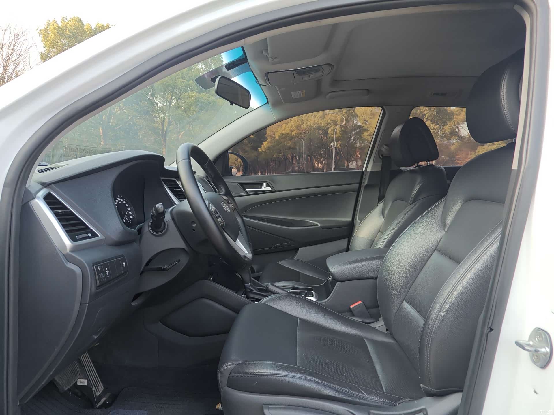 Hyundai Tucson, 2016 12