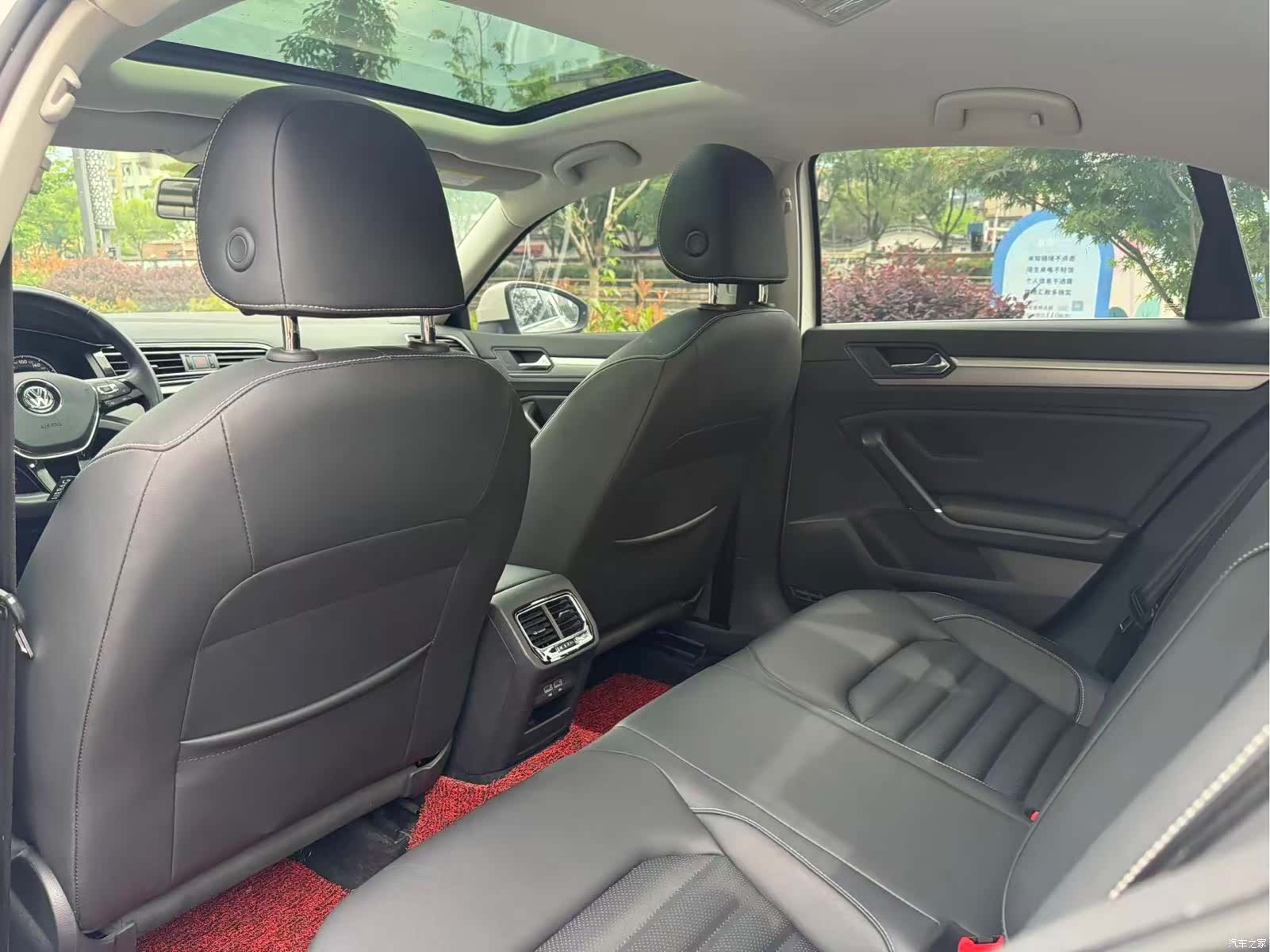 Volkswagen Lamando, 2019 12