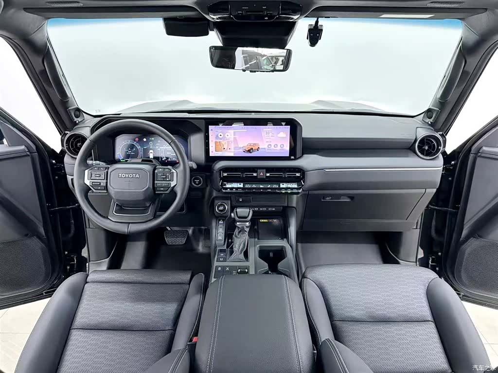 Toyota Prado, 2026 11
