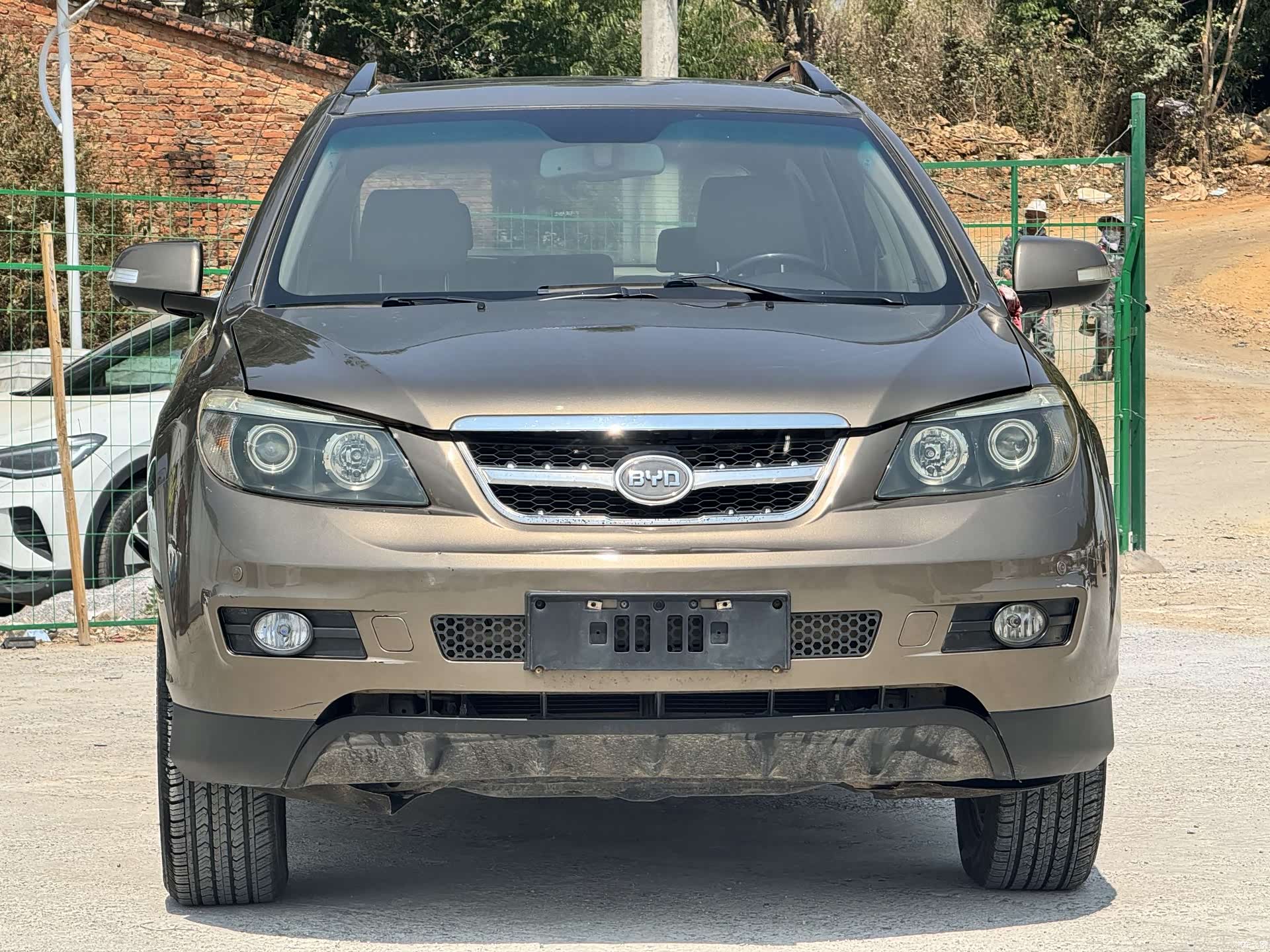 BYD S6, 2012 1