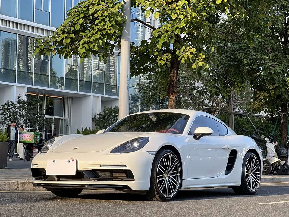 Porsche 718