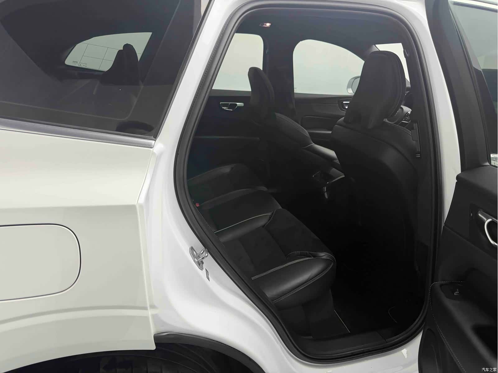 Volvo XC60, 2018 6