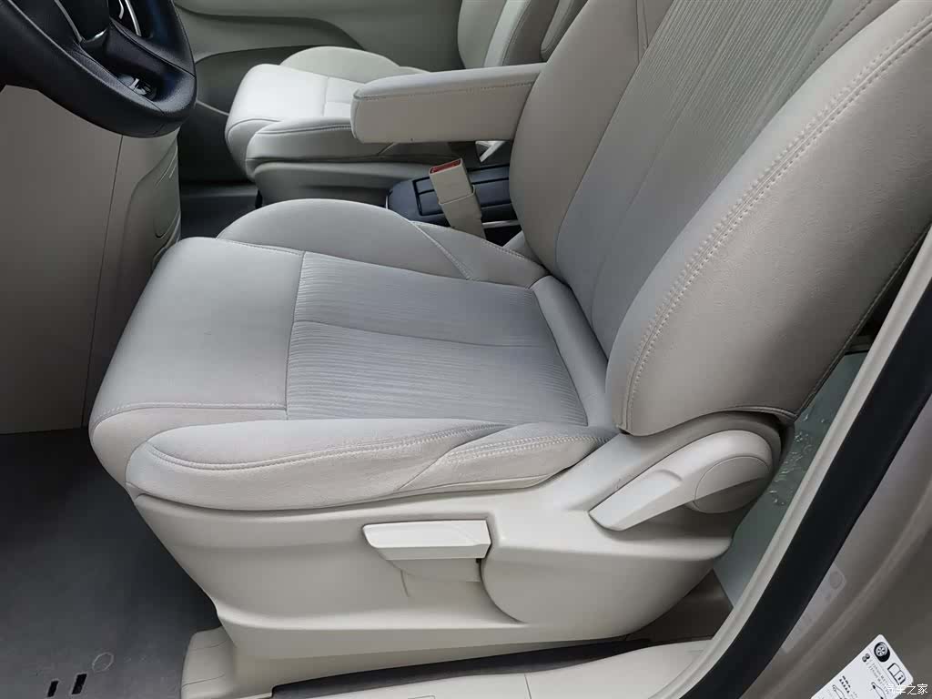 Buick GL8, 2024 20