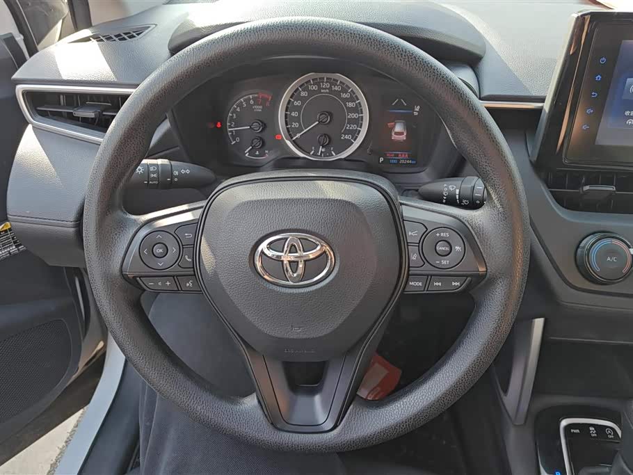 Toyota Corolla Sharp amplifier