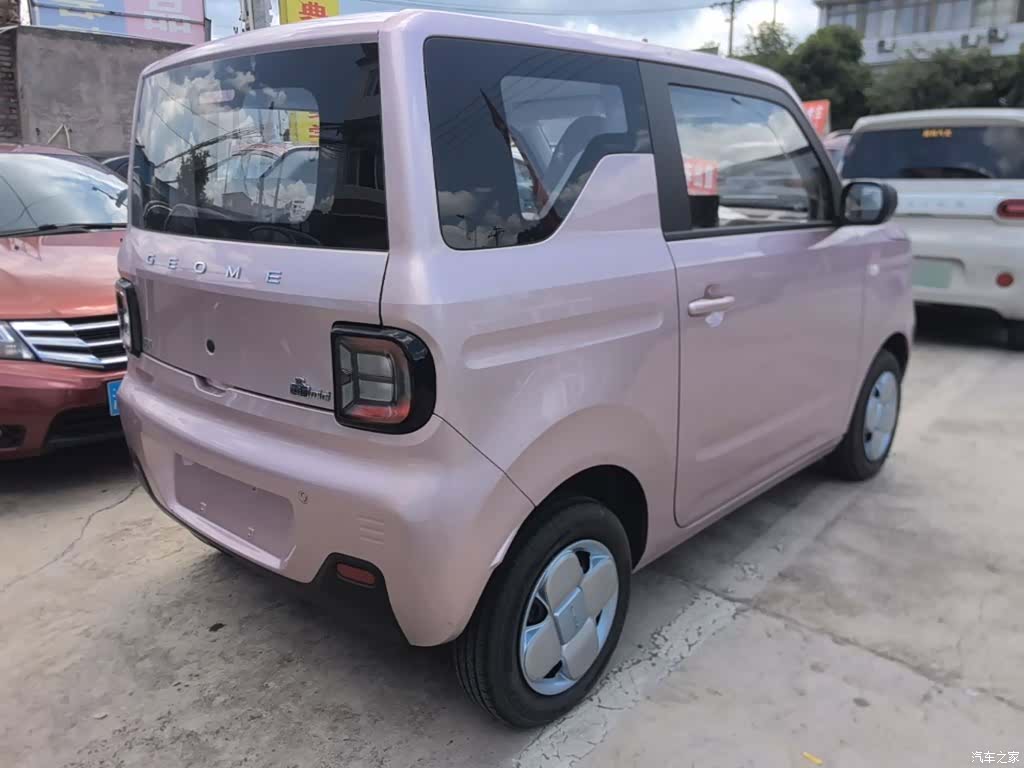 Geely Panda, 2026 7