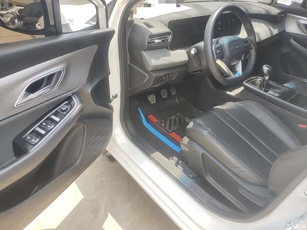 BAIC U5, 2022 16
