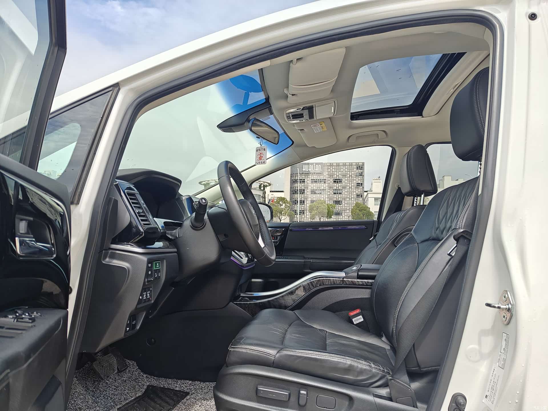 Honda Elysion, 2021 все фото
