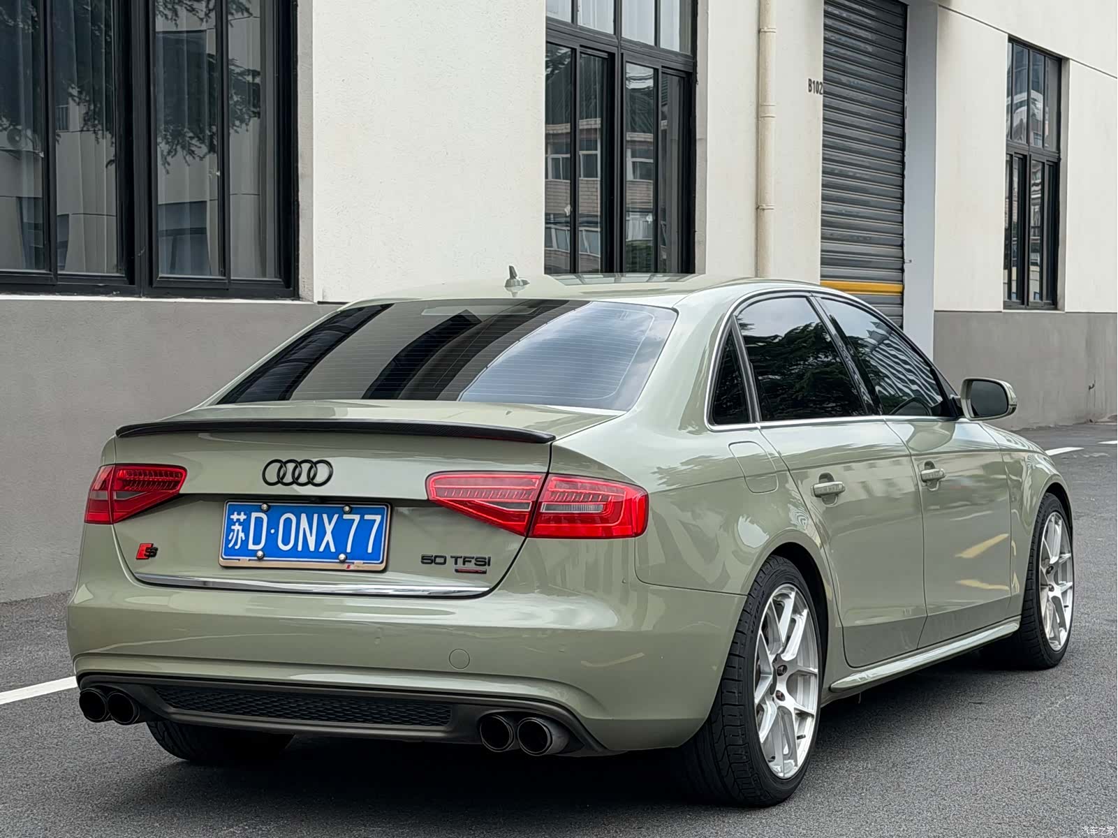 Audi A4L, 2014 все фото