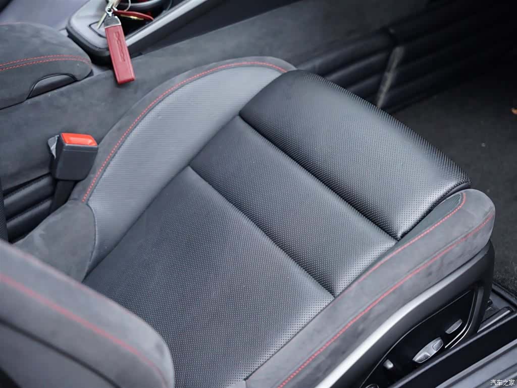 Porsche 911, 2020 40