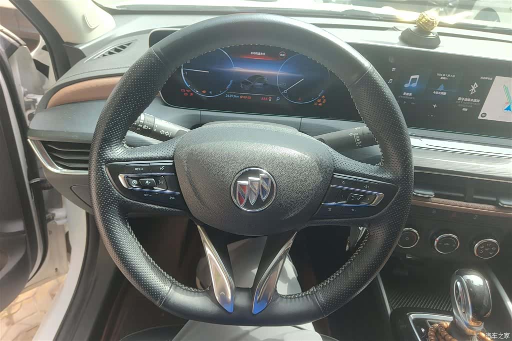 Buick Verano, 2022 15