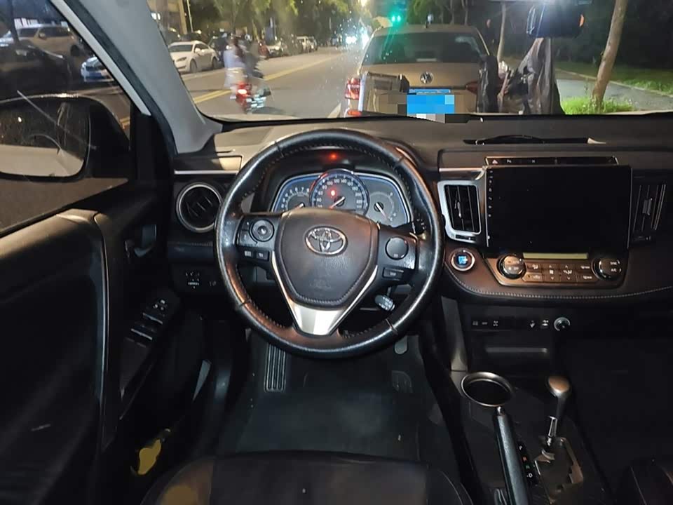 Toyota RAV4 Rongfang