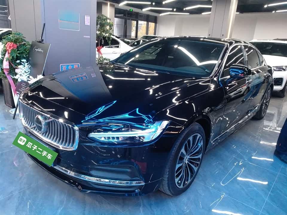 Volvo S90