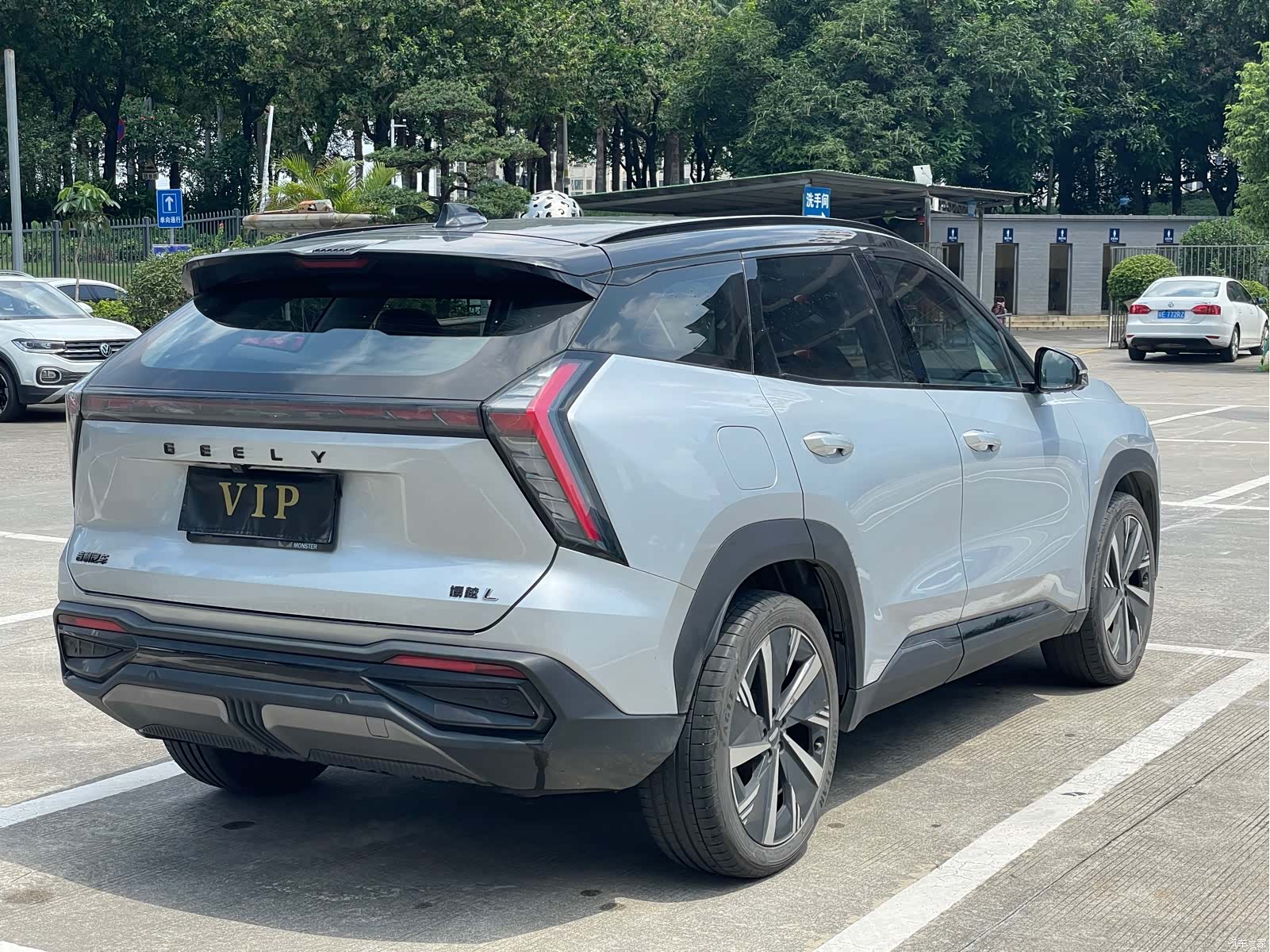 Geely Boyue, 2023 31