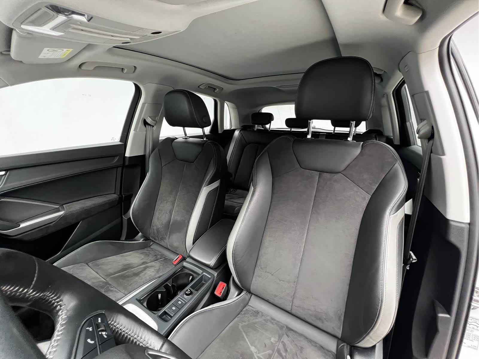 Audi Q3, 2021 13